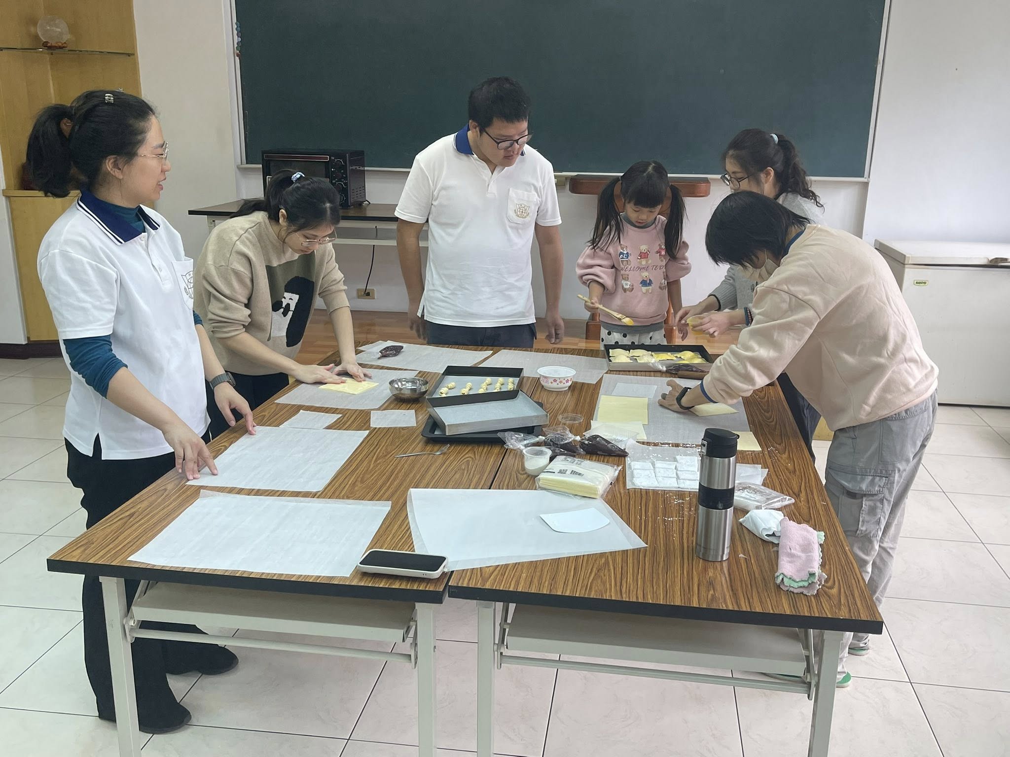 邀請江宜臻講師慈悲成全金剛經「持經功德分第十五」；第二節邀請蘇春香講師慈悲成全 - 7